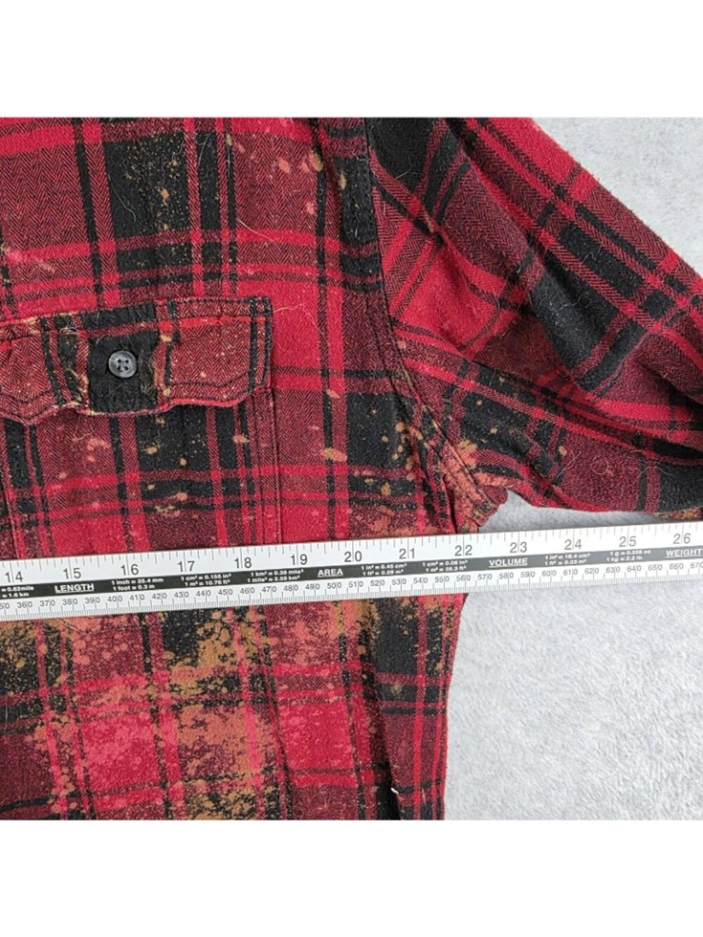 Angry Minnow Flannel Shirt Mens L Red Plaid Yellowstone Bear Patch Distressed - Picture 6 of 8